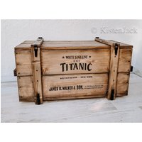Truhe Holzkiste Frachtkiste Sitzbank Couchtisch "Titanic" von KistenJack