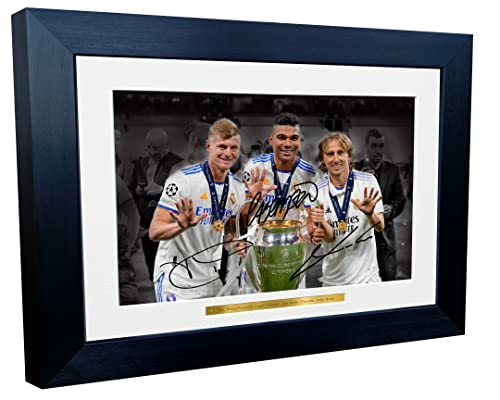 30,5 x 20,3 cm, A4 Toni Kroos Casemiro Luka Modric 5 Times Champions League Winners Real Mardrid Autogramm, signiert, Fotorahmen, Fußballposter, Geschenk von Kitbags & Lockers