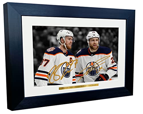 Kitbags & Lockers 30,5 x 20,3 cm, A4 Connor McDavid Leon Draisaitl Edmonton Oilers NHL Autogramm, signiert, Eishockey-Poster, Geschenk, Schwarz & Weiß Kitbags & Lockers 30,5 x 20,3 cm, A4 Connor McDavid Leon Draisaitl Edmonton Oilers NHL Autogramm, signiert, Eishockey-Poster, Geschenk, Schwarz & Weiß von Kitbags & Lockers