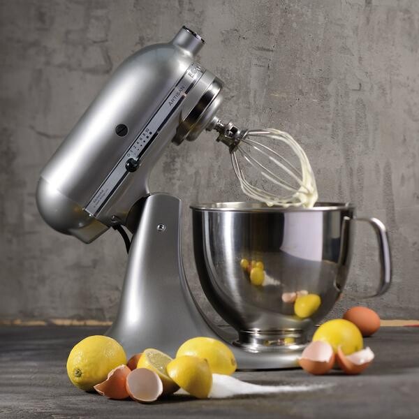 KitchenAid Küchenmaschine 4,8 l 300 W Artisan Premium Medaillon Silber von KitchenAid