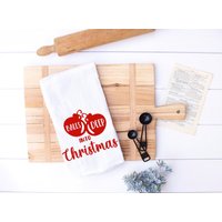 Lustiges Weihnachtshandtuch - Weihnachtsgeschenk | Weißer Elefant Geschenk Weihnachts Pun Kugeln Tief Ins Weihnachtszierde von KitchenConversation