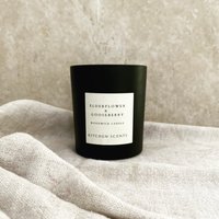 Holunderblüten & Stachelbeerholz Dochtkerze von KitchenScents
