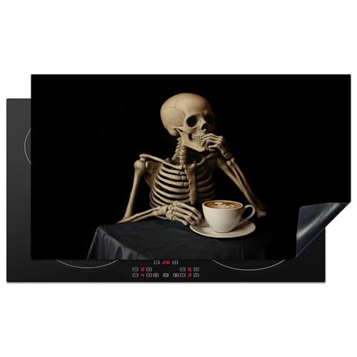 KitchenYeah© Herdabdeckplatte 91.6x52.7 cm Induktion Schutzmatte Küche Herdabdeckung Ceranfeld Induktionsmatte Cerankochfeld Abdeckung Skelett - Kaffee - Getränk - Schädel - Tisch von KitchenYeah