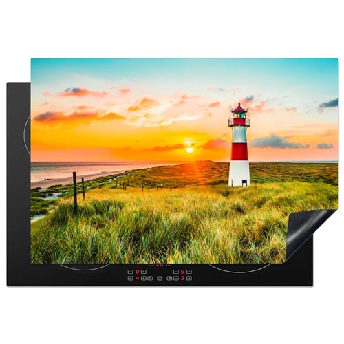 KitchenYeah© Herdabdeckplatte Einteilig Herdabdeckung Abdeckplatte für Ceranfeld Abdeckung Induktionskochfeld Aufrollbare Matte Leuchtturm - Sonne - Landschaft - Gras - Strand - Meer - 77x51 cm von KitchenYeah