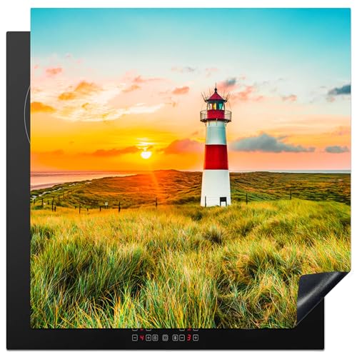 KitchenYeah© Herdabdeckplatte Einteilig Herdabdeckung Abdeckplatte für Ceranfeld Abdeckung Induktionskochfeld Aufrollbare Matte Leuchtturm - Sonne - Landschaft - Gras - Strand - Meer - 78x78 cm von KitchenYeah
