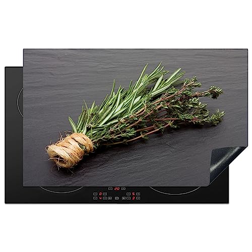 KitchenYeah© Herdabdeckplatte Einteilig Ceranfeld Abdeckplatte Küche Deko Ceranfeldabdeckung Herdabdeckung Induktionsmatte Thymian - Kräuter - Grün - Tisch - Stein - 83x51 cm von KitchenYeah