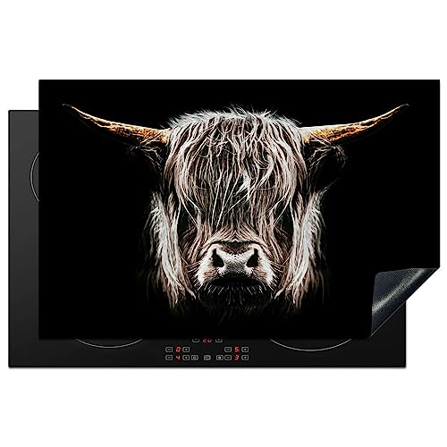 KitchenYeah© Herdabdeckplatte Einteilig Küche Herdabdeckung Induktionsfeld Ceranfeld Herdabdeckplatten Vinyl Matte Aufrollbar Schottisches Hochlandrind - Gold - Schwarz - Fell - Kuh - 80x52 cm von KitchenYeah