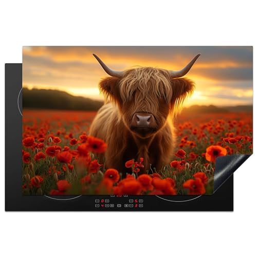 KitchenYeah© Herdabdeckplatte Einteilig Küche Herdabdeckung Induktionsfeld Ceranfeld Herdabdeckplatten Vinyl Matte Aufrollbar Schottisches Hochlandrind - Rosen - Blumenfeld - Kuh - 80x52 cm von KitchenYeah