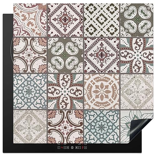 KitchenYeah© Herdabdeckplatte Einteilig Ceranfeld Abdeckplatte für Induktionsschutz Ceranfeldabdeckung Vinyl Herdabdeckplatten Mosaik - Braun - Muster - Fliese - 78x78 cm von KitchenYeah