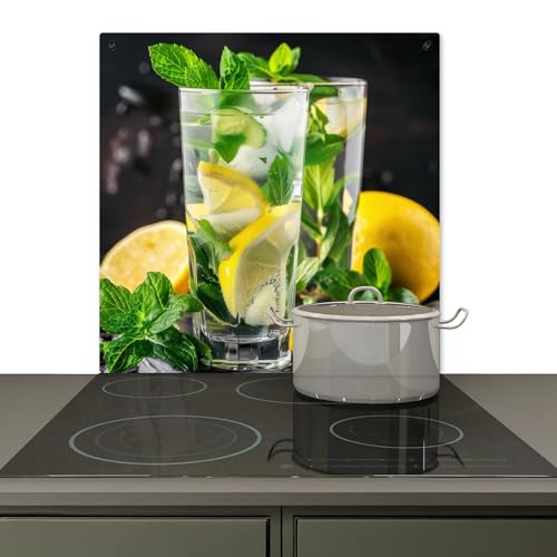 KitchenYeah© Spritzschutz Herd Küchenrückwand Vinyl 78x78 cm Küchen Zubehör Küchenwand, Herdabdeckplatten für Ceranfeld Wasser - Glas - Zitrone - Minze von KitchenYeah