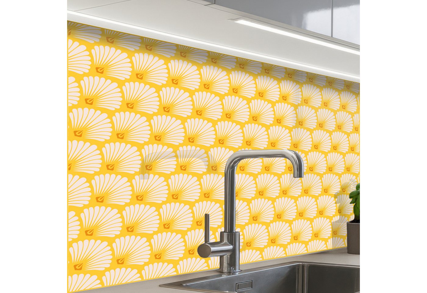 KitchenYeah Küchenrückwand selbstklebend Art Deco - Design - Muschel - Gelb, (1-tlg), Spritzschutz, Küche, Rückwand, Küchenwand, Küchenfront, 80x60 cm von KitchenYeah