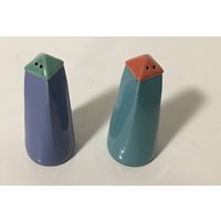 Jahrgang 1980 Lindt Stymeist Colorway Top Pointiert Keramik Salz Pfeffer Shacker Set Jahrgang 1980 Lindt Stymeist Colorway Top Pointiert Keramik Salz Pfeffer Shacker Set von KitschyCollection