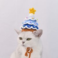Verbreiten Sie Feiertagsstimmung Mit Unserem Weihnachtsbaum-Haustierhut von KittenArtCrochet