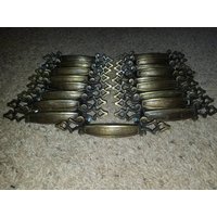 Set Von 18 Vintage Messing Bronze Schubladengriffe Türgriffe Antik 7" Metallrolle Verschnörkelt Restaurierung Hardware Schrank Kommode Brustknöpfe von KittycatVintage16