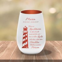 Gedenklicht - Teelichthalter Mit Name & Datum Gravur Individuell Personalisiert Wie Ein Leuchtturm in Der. Grablicht Trauergeschenk 27 Gedenklicht - Teelichthalter Mit Name & Datum Gravur Individuell Personalisiert Wie Ein Leuchtturm in Der. Grablicht Trauergeschenk 27 von Kiwistar2022