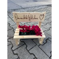 Sofortversand Blumenbank Aus Holz Mit Gebrannter Gravur Oma Macht Die Welt Schöner Wetterfest Weihnachten Blumen Geschenk Geburtstag von KlaSaKreativ