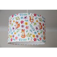 Lampenschirm Kinderzimmer, Deckenleuchte Waldtiere, Kinderzimmerlampe Tiere, Fuchs, Wald Und Blumen Lampenschirm Kinderzimmer, Deckenleuchte Waldtiere, Kinderzimmerlampe Tiere, Fuchs, Wald Und Blumen von KlabauterLampen