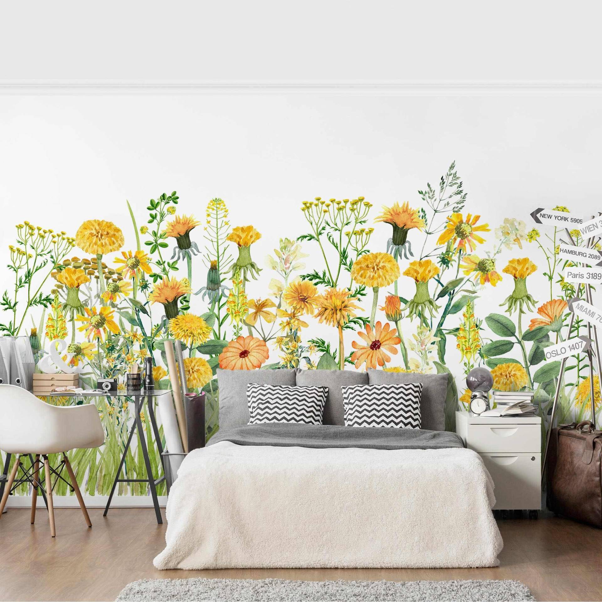 Fototapete Aquarellierte Blumenwiese in Gelb von Klebefieber