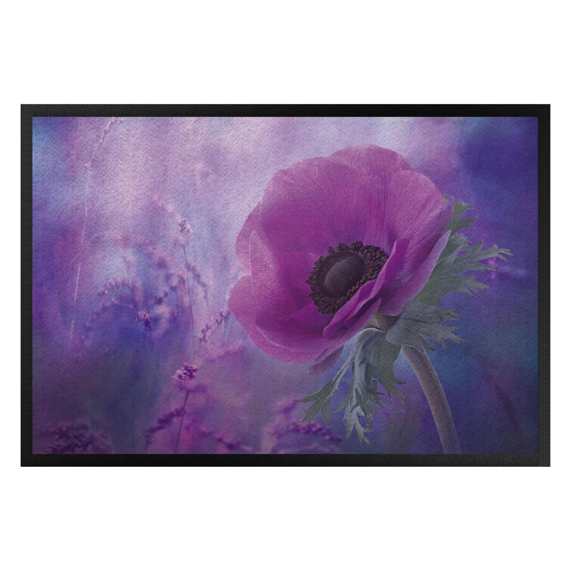 Fußmatte Anemonenblüte in Violett von Klebefieber