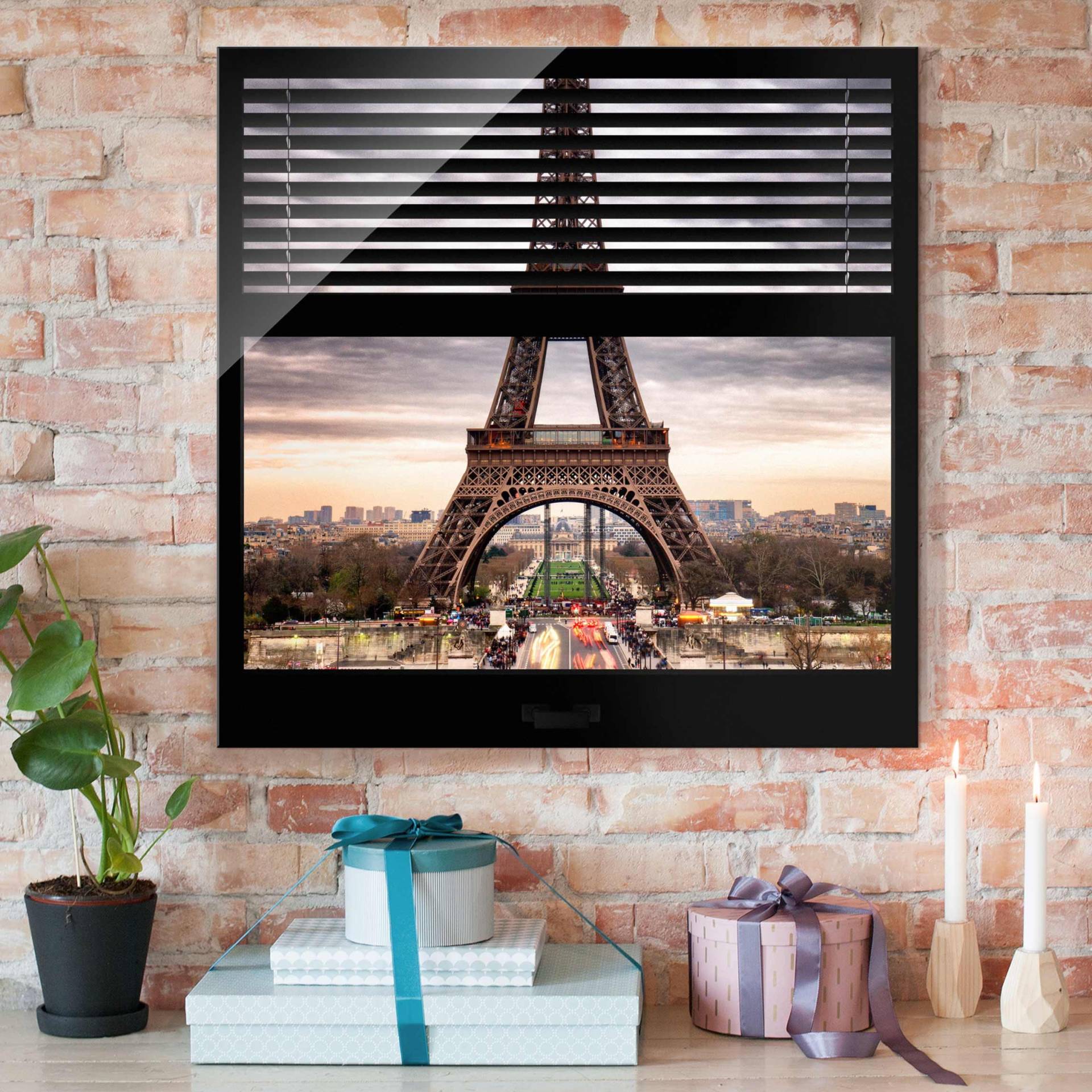 Glasbild Architektur & Skyline Fensterblick Jalousie - Eiffelturm Paris von Klebefieber