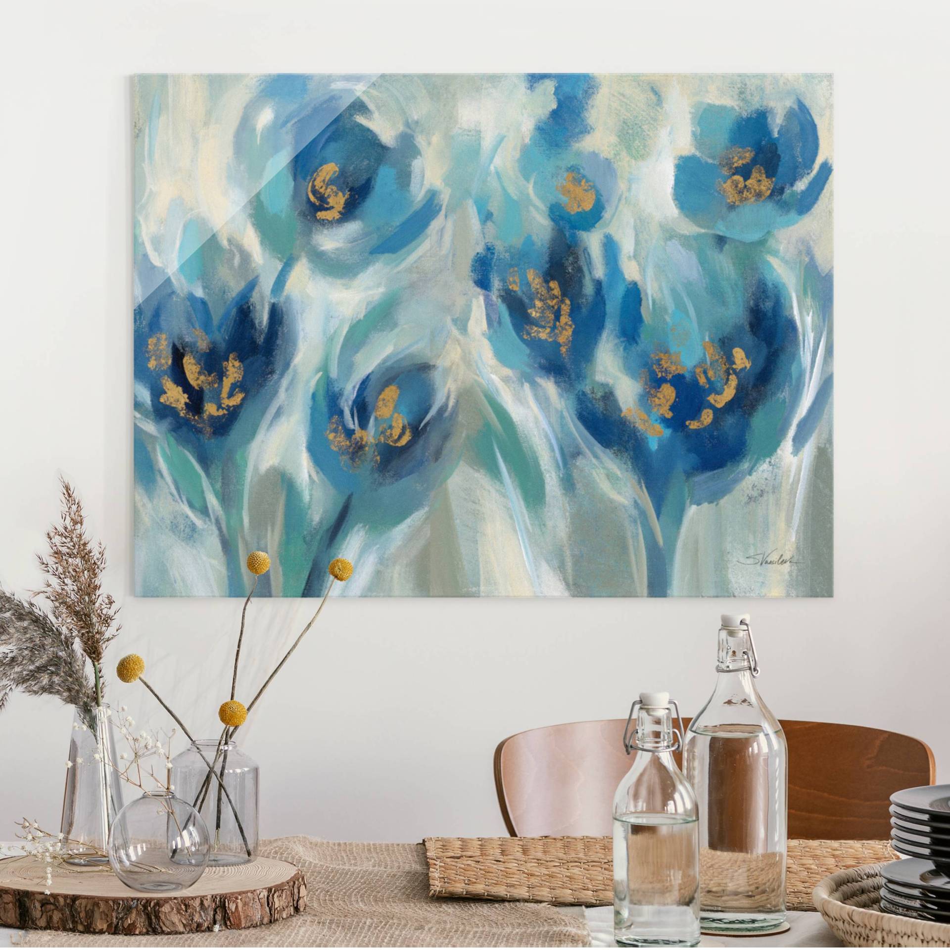 Glasbild Blaues Märchen mit Blumen von Klebefieber