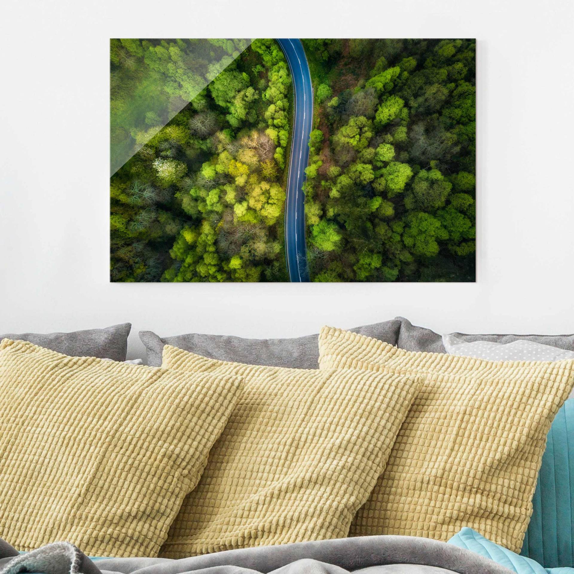 Glasbild Natur & Landschaft Luftbild - Asphaltstraße im Wald von Klebefieber