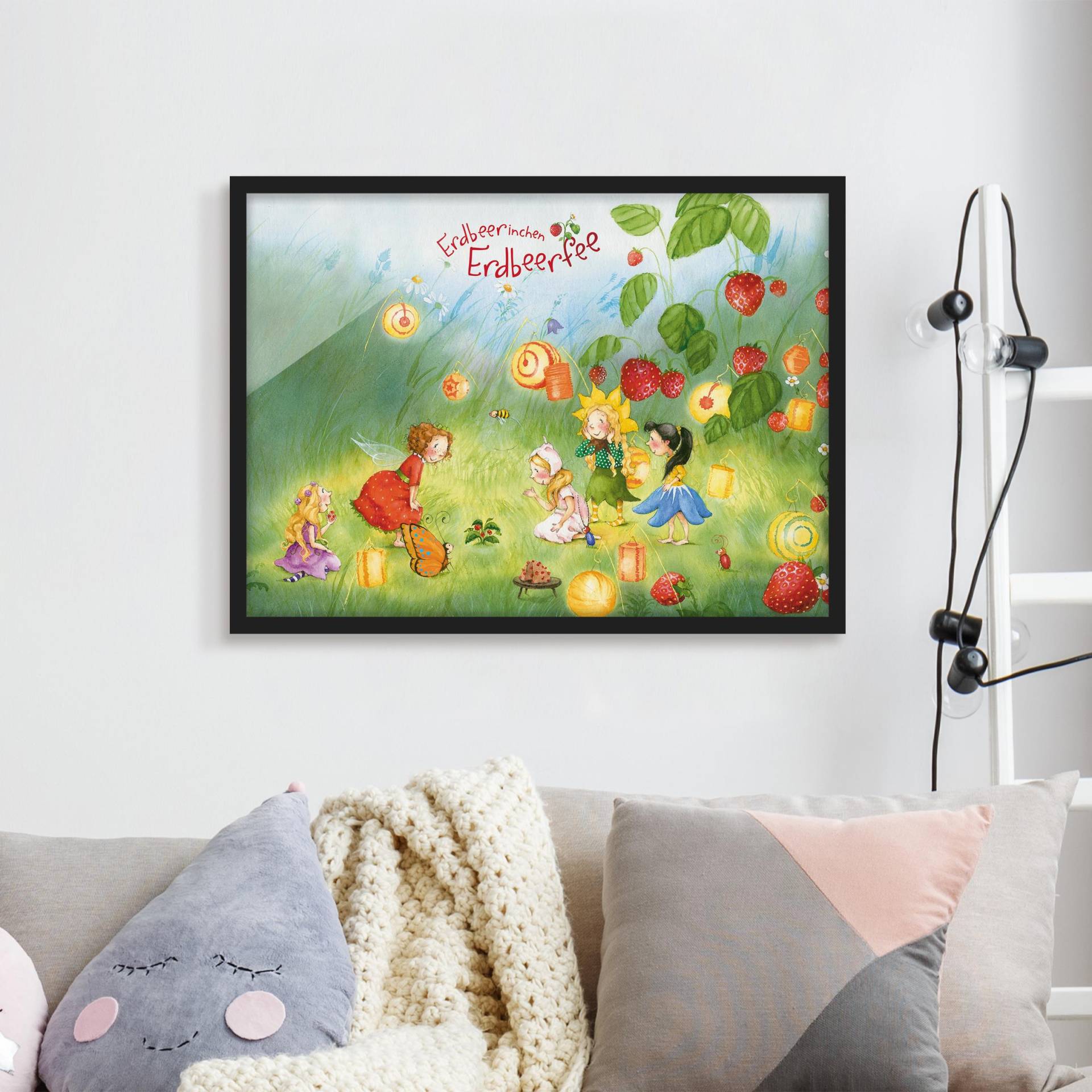 Kinderzimmer Bild mit Rahmen Erdbeerinchen Erdbeerfee - Laternen von Klebefieber