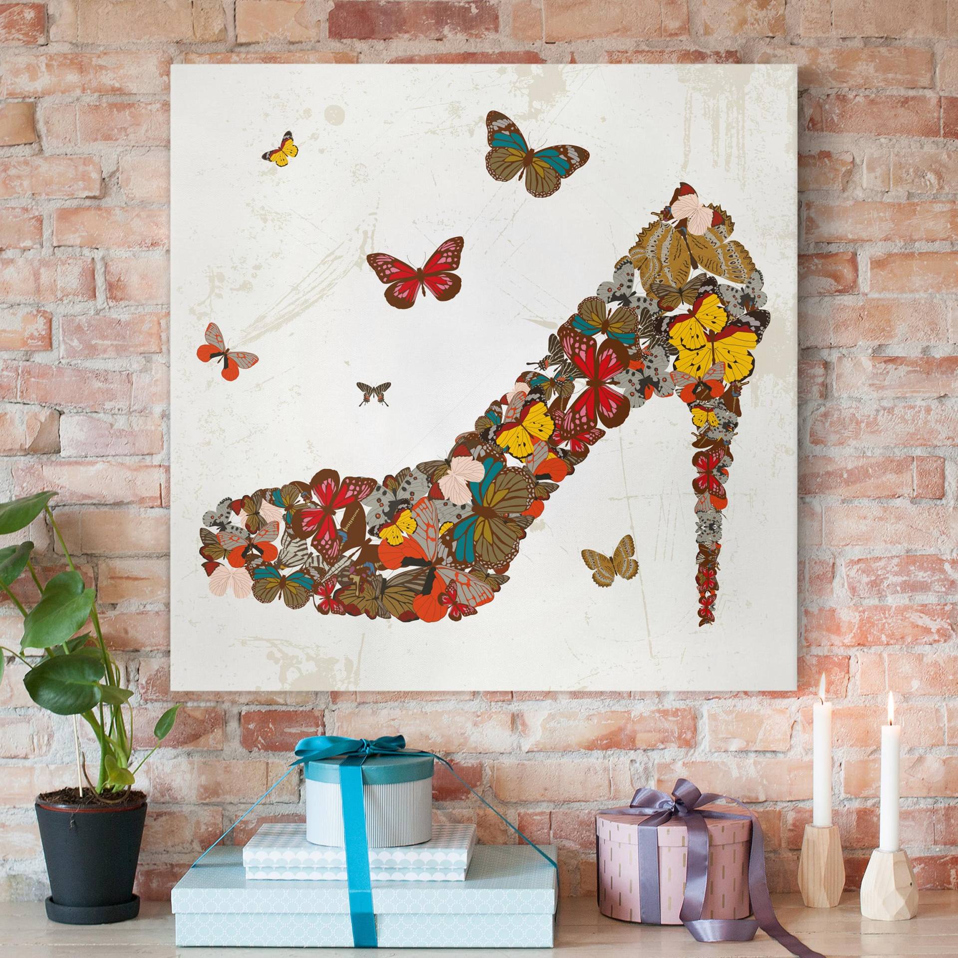 Leinwandbild Kunstdruck Favourite Shoe von Klebefieber