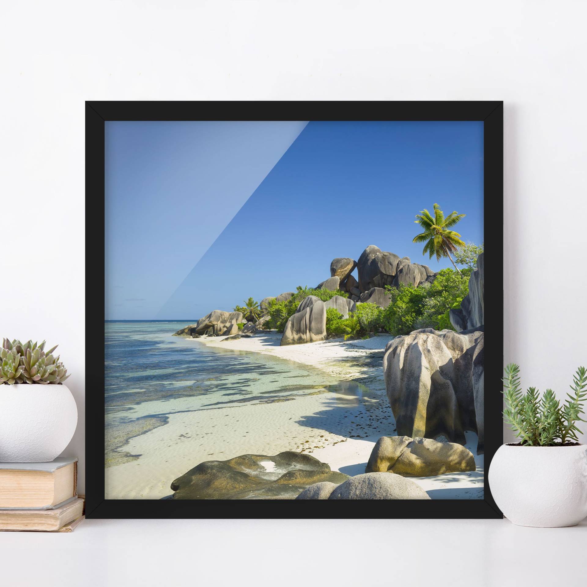 Natur & Landschaft Bild mit Rahmen Traumstrand Seychellen von Klebefieber