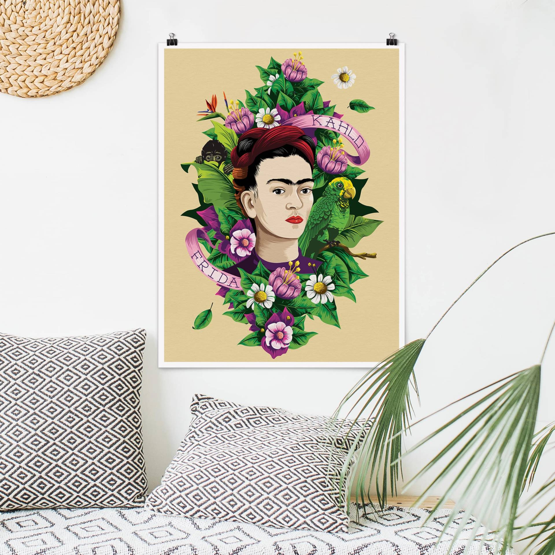 Poster Blumen Frida Kahlo - Frida, Äffchen und Papagei von Klebefieber