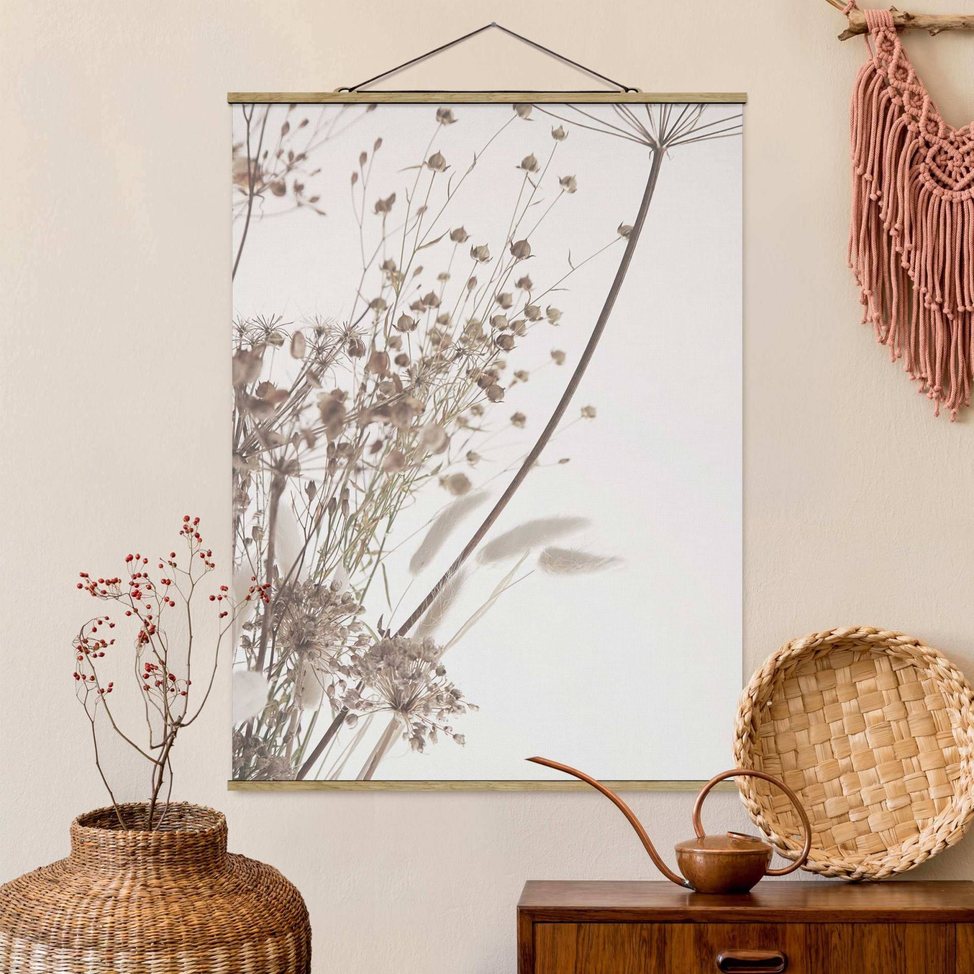 Stoffbild mit Posterleisten Bouquet aus Ziergras und Blüten von Klebefieber