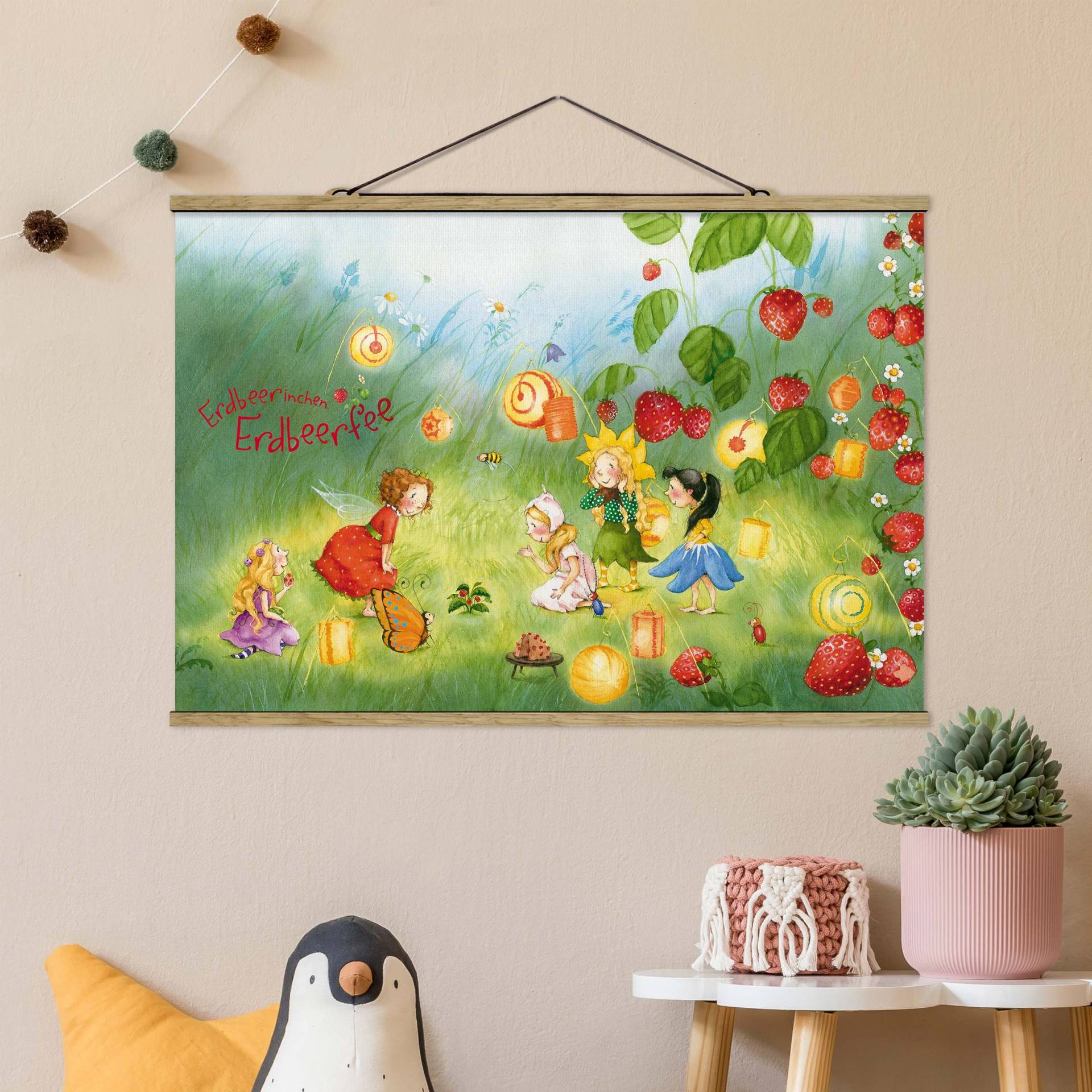 Stoffbild mit Posterleisten Erdbeerinchen Erdbeerfee - Laternen von Klebefieber