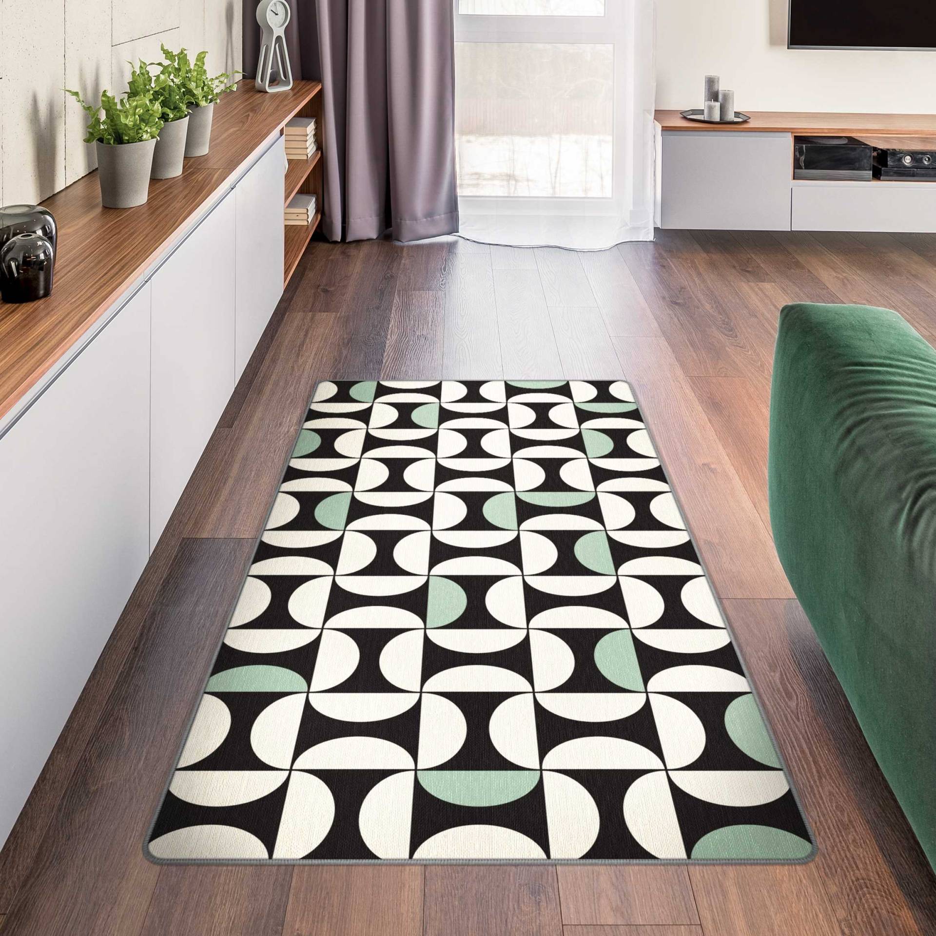 Teppich Geometrische Fliesenbögen Mintgrün mit Bordüre von Klebefieber