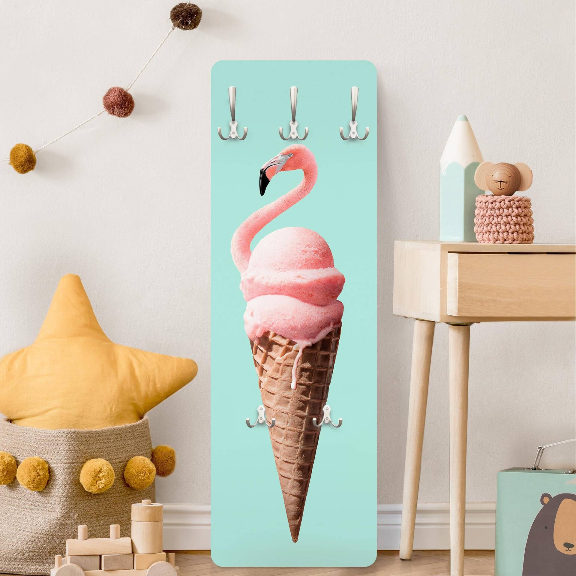 Wandgarderobe Eis mit Flamingo von Klebefieber