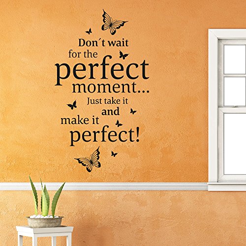 KLEBEHELD® Wandtattoo Spruch Don't wait for the perfect moment | Wandspruch | Größe 47x80cm, Farbe rot von Klebeheld