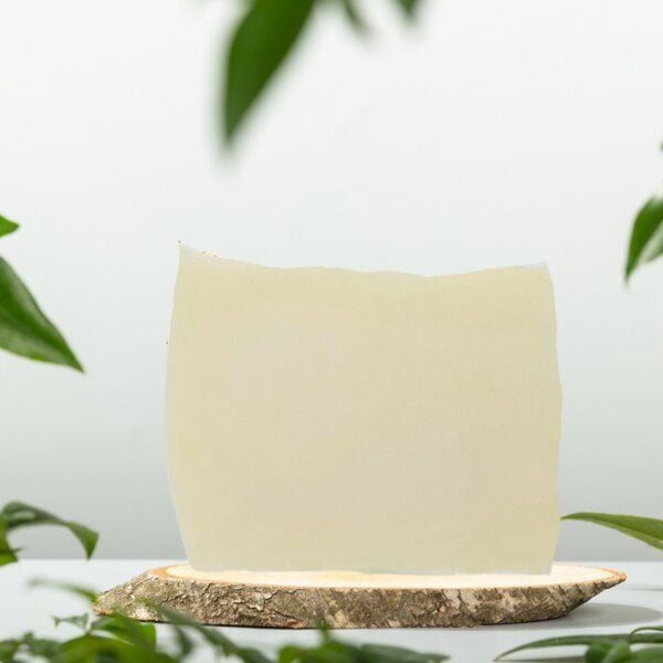 Kleine Auszeit Manufaktur Weizenkeim Haarseife und Körperseife- bei lockigem und strapaziertem Haar von Kleine Auszeit Manufaktur