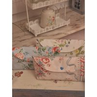 Stiftemäppchen Schlampermäppchen Etui Genäht Set Kuli Kosmetik Pinsel Stifte Rosa Blau Verspielt Kleineseligkeiten Geschenk Nachhaltig Rosen Stiftemäppchen Schlampermäppchen Etui Genäht Set Kuli Kosmetik Pinsel Stifte Rosa Blau Verspielt Kleineseligkeiten Geschenk Nachhaltig Rosen von KleineSeligkeiten