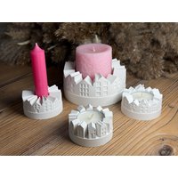 Im Set Oder Einzeln Häuserkranz Lichterstadt Häuserstadt Lichthäuser Häuser Teelichthalter Stabkerzenhalter Kerzenhalter/Windlicht Raysin von KleineWerkstattkunst