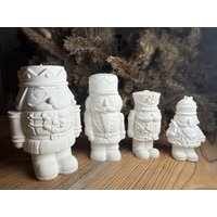 Nussknacker Gardemann Mit/Ohne Teelichthalter Verschiedene Größen Und Varianten Advent Weihnachten Raysin Gegossen Handarbeit von KleineWerkstattkunst