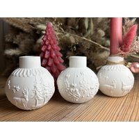 Winterliche Kugel Mit Hals Als Stabkerzenhalter/Kerzenhalter Weihnachtskugel Advent Reh Schnee Eiskristall Elch Raysin Gegossen Handarbeit von KleineWerkstattkunst