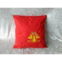 Kissen Inkl. Inlett, Drache, Rot, 40 cm Kissen Inkl. Inlett, Drache, Rot, 40 cm von KleineWohlmanufaktur