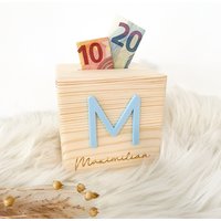 Spardose Personalisiert Mit Namen Für Kinder Als Geschenk Zur Geburt Oder Geburtstag, Personalisiertes Geburtsgeschenk von KleineWunderstube