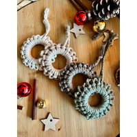 3Er Set Weihnachtsbaumschmuck | Ornamente Makramee Baumschmuck Weihnachtsdeko Wichtelgeschenk Geschenkidee Baumanhänger von KleineWunderweltShop