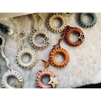 3Er Set Weihnachtsbaumschmuck | Ornamente Makramee Baumschmuck Weihnachtsdeko Wichtelgeschenk Geschenkidee Baumanhänger von KleineWunderweltShop