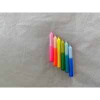 Regenbogenschein | 6Er Set Geburtstagskerzen Neon Dip Dye Kleine Kerzen Kindergeburtstag Regenbogenschein | 6Er Set Geburtstagskerzen Neon Dip Dye Kleine Kerzen Kindergeburtstag von KleinefeteShop