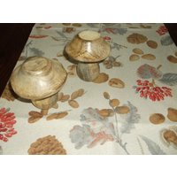 Tischläufer in Leinenoptik Herbst Nüsse, Pilze, Beeren Beige Tischdecke von KleinerStoffeLaden