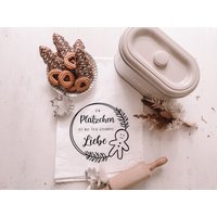 Geschirrhandtuch Weiß "Ein Plätzchen Ist Aus Teig Geformte Liebe" von Kleinkramliebe