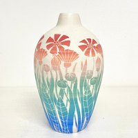 Porzellanvase Mit Sgraffito Im Farbverlauf von KleurKeramiek
