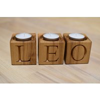 Personalisierter Holzkerzenhalter Block Wohnkultur Teelicht Rustikaler Kerzenhalter Buchstabe Graviert Advent Weihnachten 5.hochzeitstag Geschenk von KlikKlakBlocks