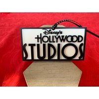 Hollywood Studios Magnet von KnarfIndustries